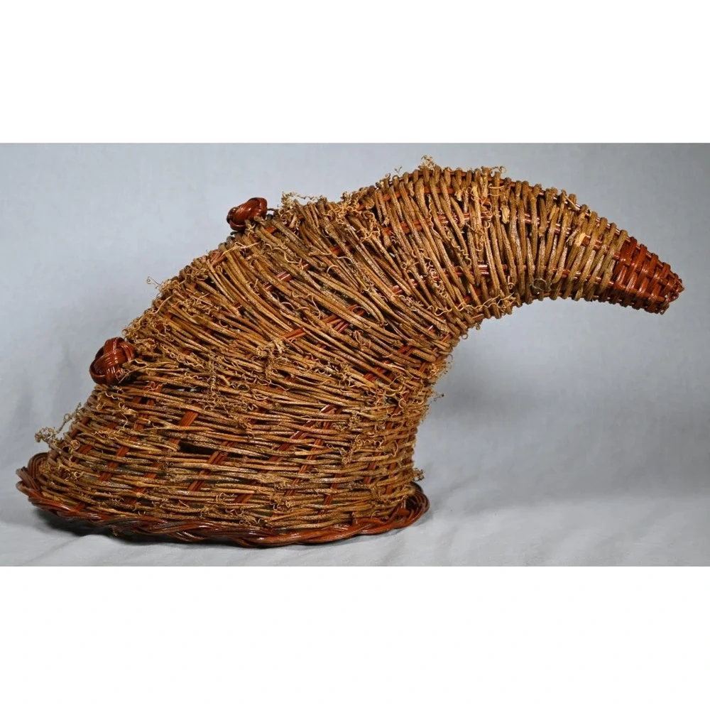 Vintage Cornucopia Horn of Plenty Wicker Grapevine Basket Large 20